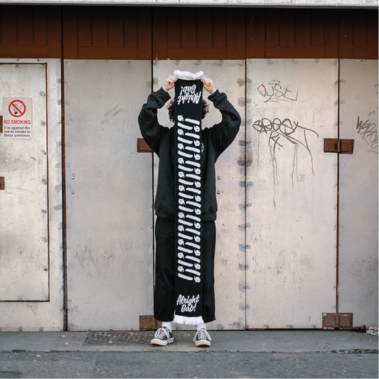 Brumbox Alright Bab black acrylic scarf